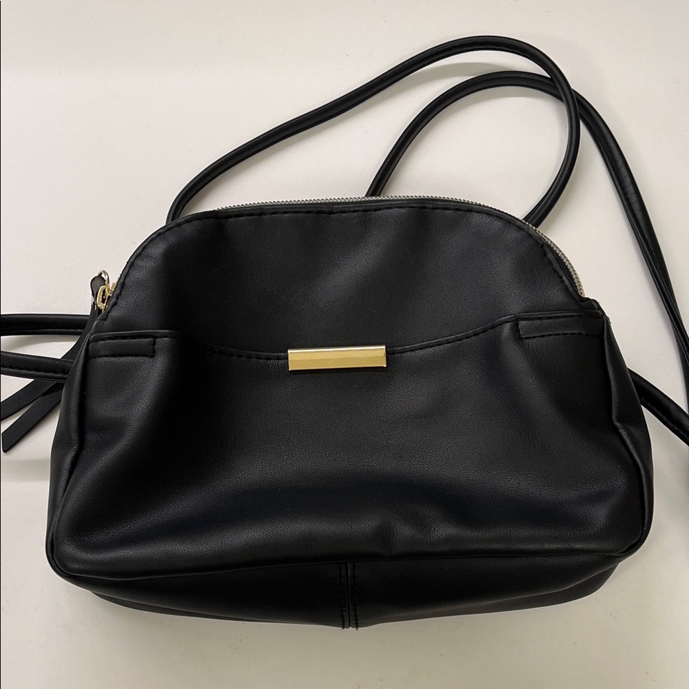 Elegant Black Crossbody Bag